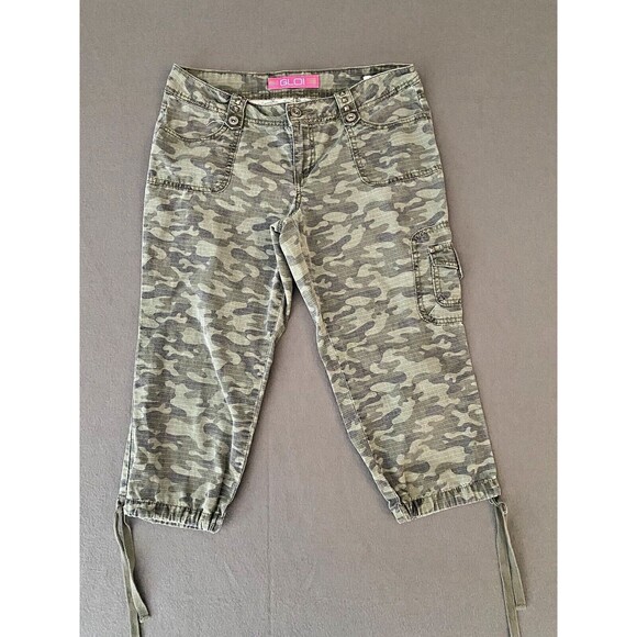 Camo Capri Pants Womens 31x20 Green Camoflauge Crop Cinch Leg Tag 9 GLO Jeans - Picture 1 of 15